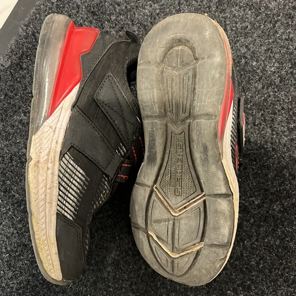 Boy Air Sketchers Shoes us12.5 - Picture 3 of 4